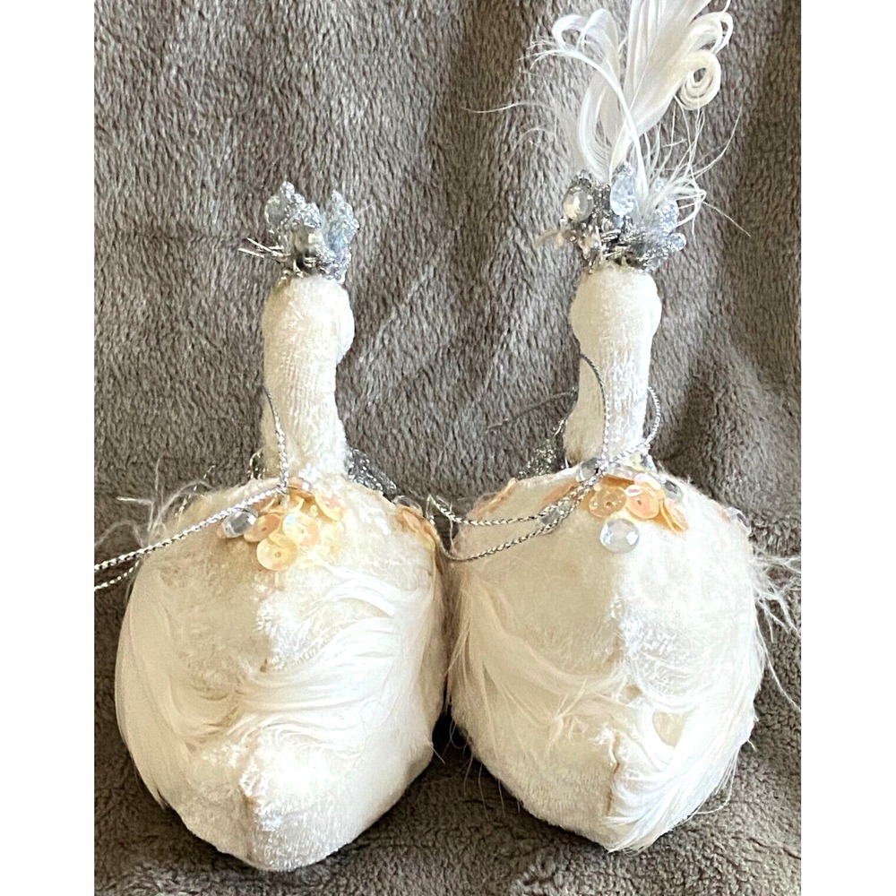 Vtg KATHERINE'S COLLECTION ~Pair of Velvet Feather Sequin Glitter Swan Ornaments - Picture 2 of 15